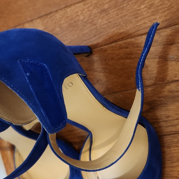 Vince Camuto Royal Blue Suede Heels - Picture 10 of 11